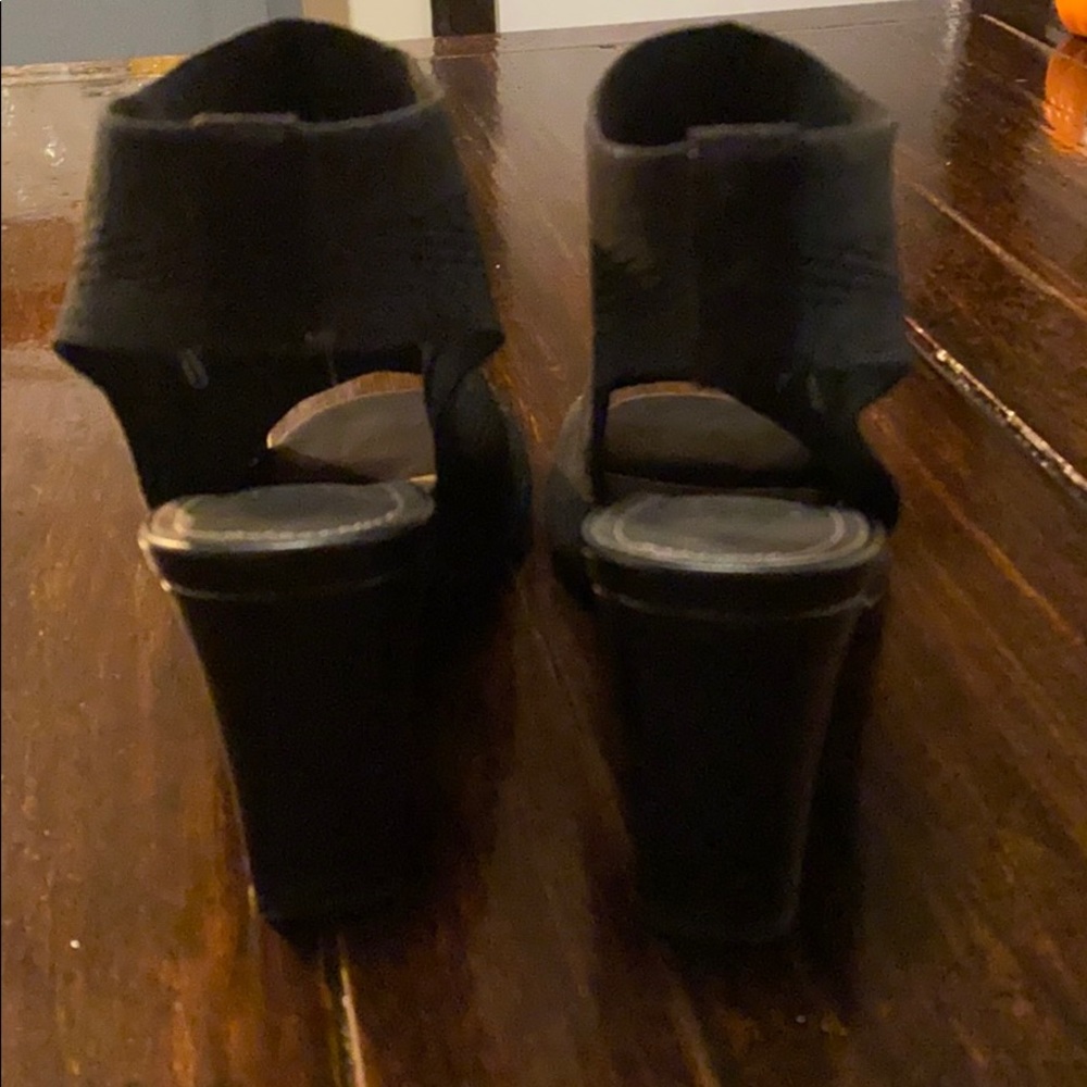 Open toe heels - Picture 5 of 6